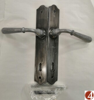 Kování dveřní Hermína, klíč, r. 72 mm